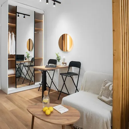 The Smartment 1' From The White Tower