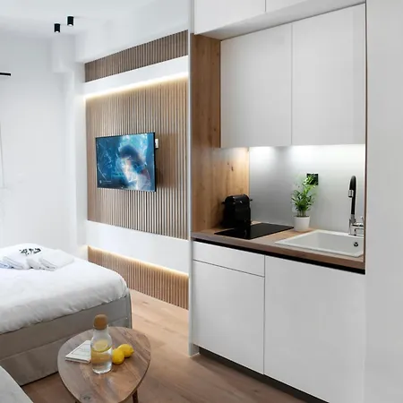 The Smartment 1' From The White Tower Daire